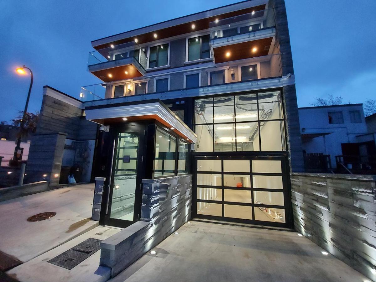 Апартаменты Beautiful Bright 3 Bed Townhouse Ванкувер Экстерьер фото